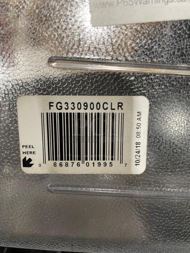 BRAND NEW! Rubbermaid Commercial Clear Polycarbonate 3.5 Gal. Rectangular Food Storage Container/Tote Box! Model: FG330900CLR! With Rubbermaid Commercial Clear Polycarbonate 18"x12" Rectangular Lid/Cover! Model: FG331000CLR! ALL ONE MONEY! - Image 5 of 6