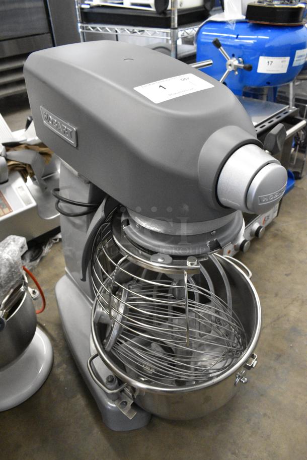 BRAND NEW SCRATCH AND DENT! Hobart Legacy HL200 Metal Commercial Countertop 20 Quart Planetary Dough Mixer w/ Stainless Steel Mixing Bowl, Bowl Guard, Whisk and Paddle Attachments. 100-120 Volts, 1 Phase. Tested and Working! - Image 3 of 15