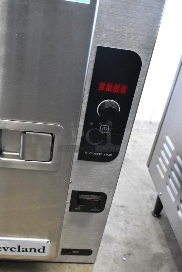 BRAND NEW SCRATCH AND DENT! 2024 Cleveland 22CET6.1 Stainless Steel Commercial Electric Powered . 208/220-240 Volts, 3 Phase. - Image 4 of 7