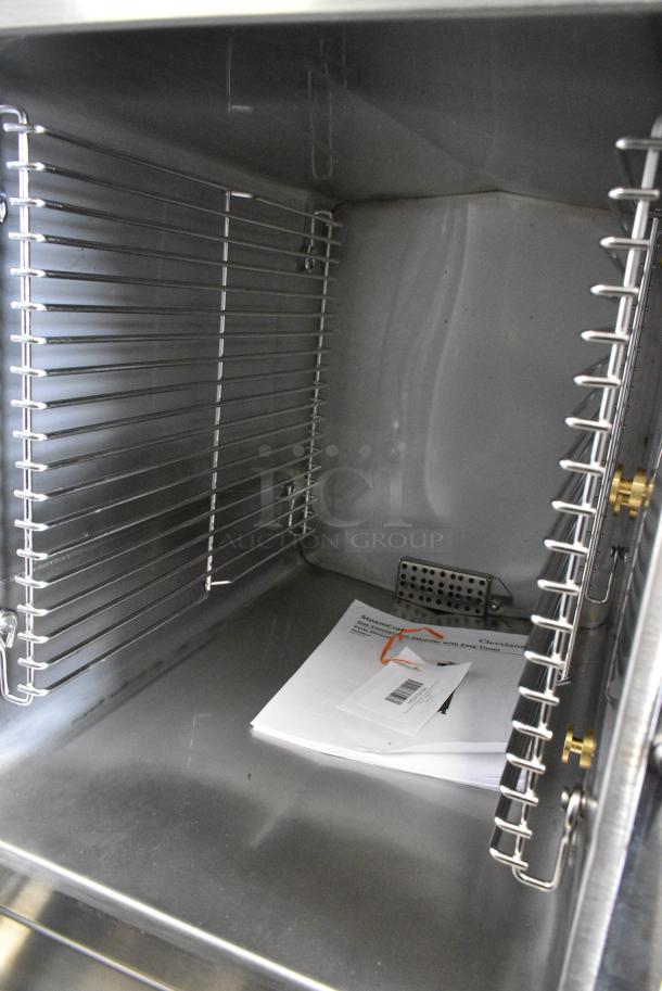 BRAND NEW SCRATCH AND DENT! 2024 Cleveland 24CGA10 Stainless Steel Commercial Natural Gas Powered SteamCraft Ultra Natural Gas 10 Pan Floor Steamer - 125,000 BTU - Image 7 of 12