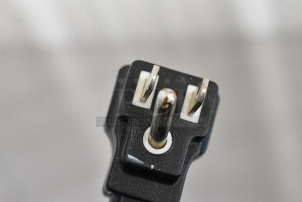 BRAND NEW SCRATCH AND DENT! 2024 Perlick BC60RT-3 Metal Commercial 60" Black Horizontal Flat Top Bottle Cooler w/ 2 Sliding Lids. 115 Volts, 1 Phase. Tested and Working! - Image 5 of 6