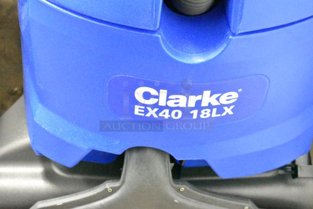 BRAND NEW SCRATCH AND DENT! Clarke EX40 18LX 18" Corded Carpet Extractor - 10 Gallon Tested and Working! - Image 2 of 8
