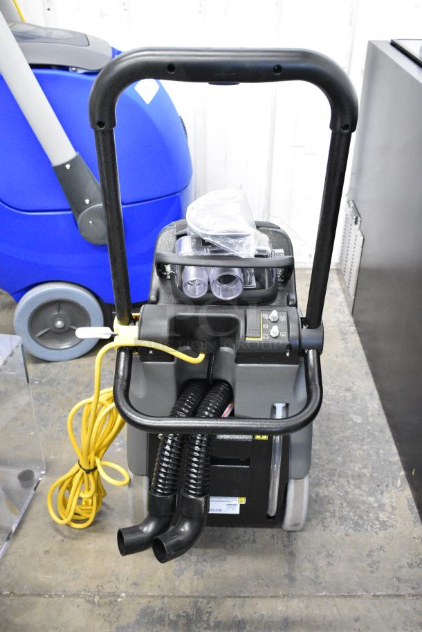 BRAND NEW SCRATCH AND DENT! Karcher BRC 30/15 C 1.008-058.0 12" Corded Walk Behind Carpet Extractor - 4.6 Gallon, 120 Volts, 1 Phase. Tested and Working! - Image 4 of 7