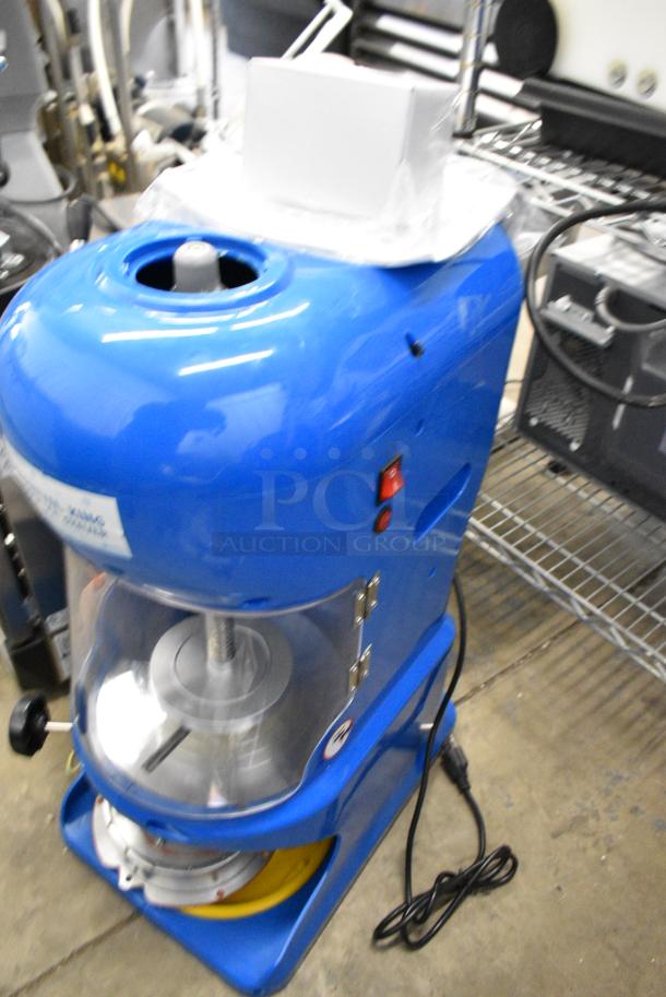 BRAND NEW SCRATCH AND DENT! Carnival King 382IBS250 Metal Commercial Countertop Block Ice Shaver. 120 Volts, 1 Phase. Tested and Working! - Image 6 of 9