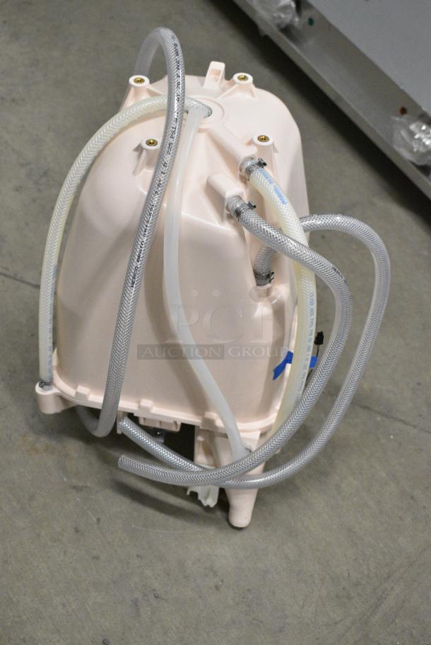 IN ORIGINAL BOX! F'real 66-0005 Chamber Assembly for Food Blender - Image 3 of 6