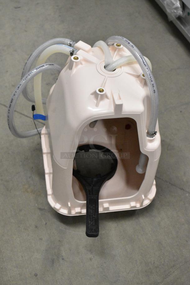 IN ORIGINAL BOX! F'real 66-0005 Chamber Assembly for Food Blender - Image 4 of 6