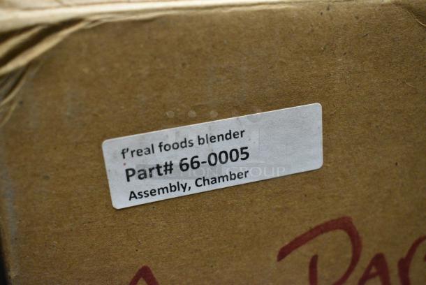 IN ORIGINAL BOX! F'real 66-0005 Chamber Assembly for Food Blender - Image 5 of 6