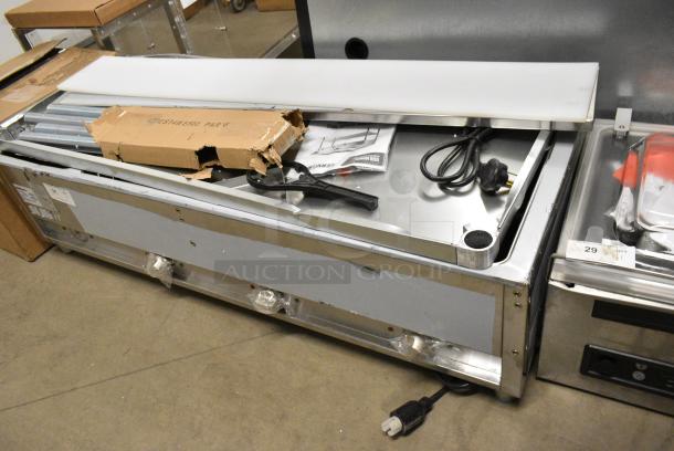 BRAND NEW SCRATCH AND DENT! 2024 ServIt 423EST4WS500 Stainless Steel Commercial Four Pan Sealed Well Electric Steam Table with Adjustable Undershelf. 120 Volts, 1 Phase. Cannot Test Due To Plug Style - Image 3 of 10