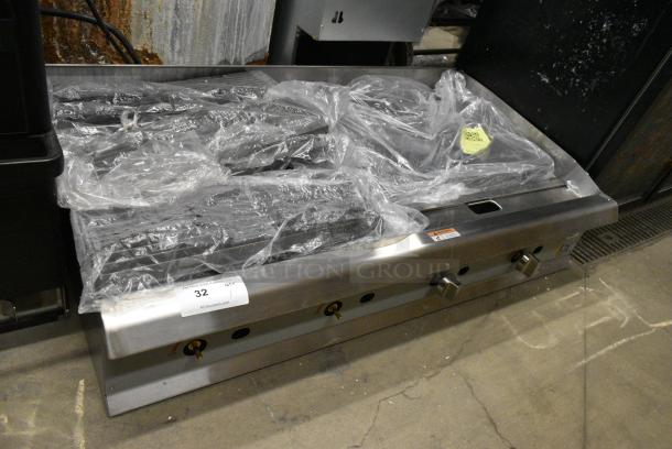 BRAND NEW SCRATCH AND DENT! Cooking Performance Group CPG CL-CPG-48-NL 48" Natural Gas Stainless Steel Commercial Countertop Lava Briquette Charbroiler. 120,000 BTU - Image 2 of 11