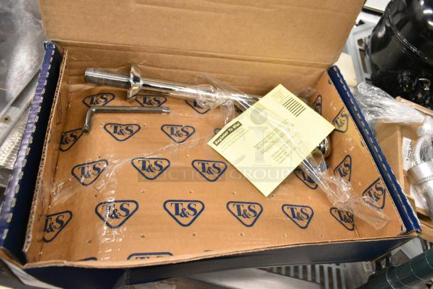 BRAND NEW SCRATCH AND DENT! T&S B-1210-01 Deck Mount Push Back Glass Filler with 10" Pedestal - 1/2" NPT Male Inlet - Image 4 of 5