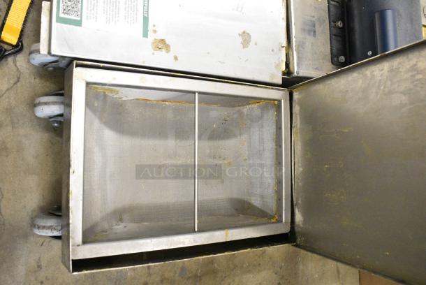 Frontline 10SS Stainless Steel Commercial Portable Waste Oil Caddy on Commercial Casters. - Image 2 of 9