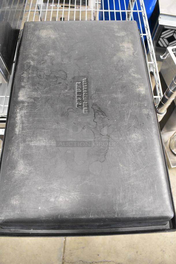 Metal Baking Pan. - Image 3 of 3