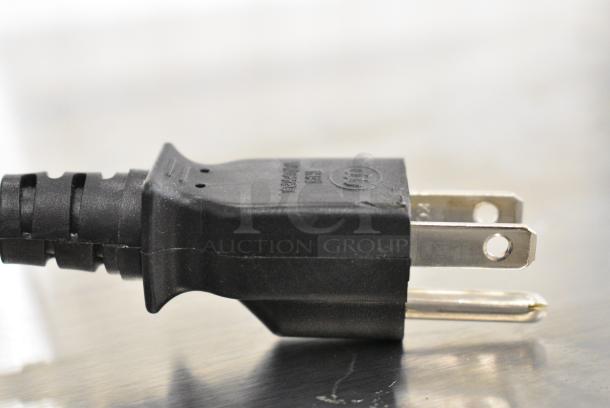 2022 Sharp R-21LVF Stainless Steel Commercial Countertop Microwave Oven. 120 Volts, 1 Phase. - Image 4 of 7