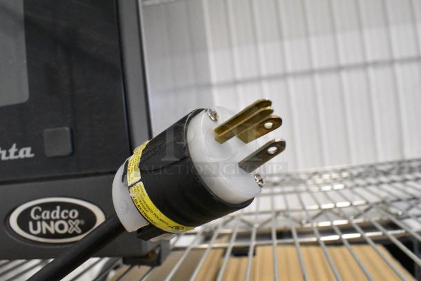 Cadco Unox Roberta XAF003 Stainless Steel Commercial Countertop Electric Powered Convection Oven. 120 Volts, 1 Phase. Tested and Working! - Image 3 of 7