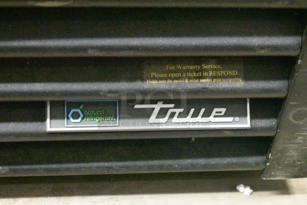 2019 True GDM-72-HC Metal Commercial 3 Door Reach In Cooler Merchandiser w/ Poly Coated Racks. 115 Volts, 1 Phase. Tested and Working! - Image 3 of 7