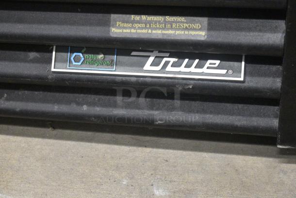 2019 True GDM-72-HC Metal Commercial 3 Door Reach In Cooler Merchandiser w/ Poly Coated Racks. 115 Volts, 1 Phase. Tested and Working! - Image 3 of 7