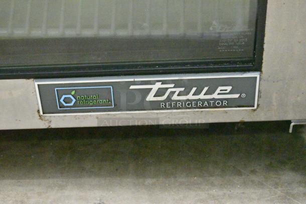 True TUC-27G-HC Stainless Steel Commercial Single Door Undercounter Cooler Merchandiser on Commercial Casters. 115 Volts, 1 Phase. Tested and Working! - Image 3 of 7