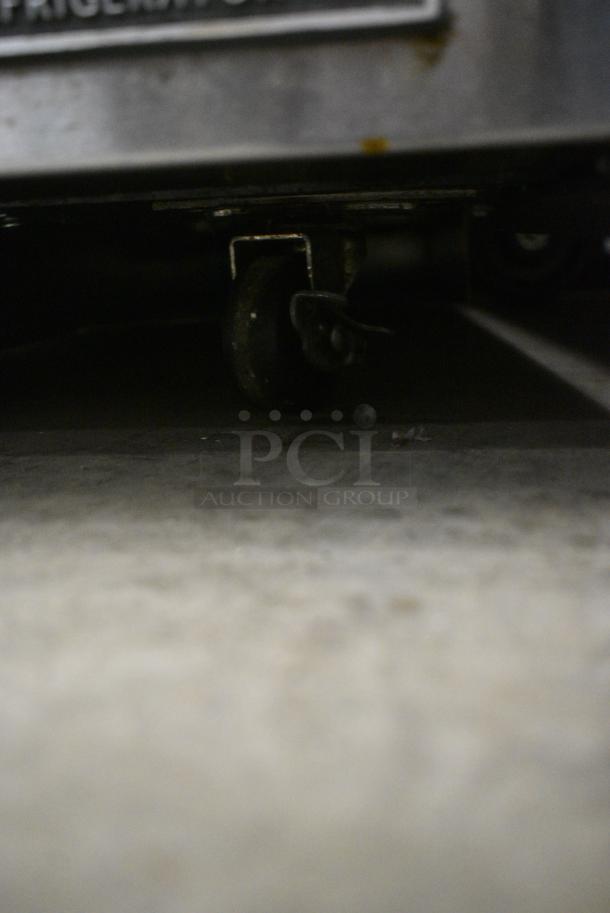 True TUC-27G-HC Stainless Steel Commercial Single Door Undercounter Cooler Merchandiser on Commercial Casters. 115 Volts, 1 Phase. Tested and Working! - Image 4 of 7