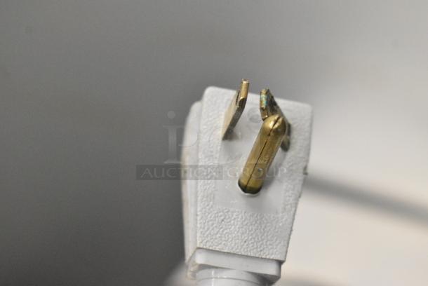 True TUC-27G-HC Stainless Steel Commercial Single Door Undercounter Cooler Merchandiser on Commercial Casters. 115 Volts, 1 Phase. Tested and Working! - Image 6 of 7