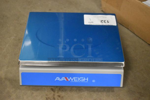 BRAND NEW SCRATCH AND DENT! AvaWeigh 334PC40OS 40 lb. Digital Portion Control Scale with an Oversized Platform. Cannot Test Due To Missing Power Cord - Image 6 of 8