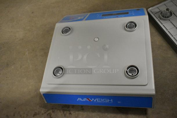 BRAND NEW SCRATCH AND DENT! AvaWeigh 334PC40OS 40 lb. Digital Portion Control Scale with an Oversized Platform. Cannot Test Due To Missing Power Cord - Image 7 of 8