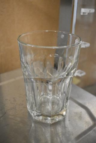 BRAND NEW SCRATCH AND DENT! Box of 28 55115238 Libbey Gibraltar 12 oz. Beverage Glass