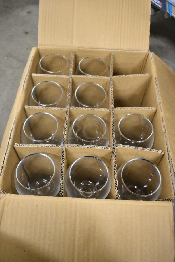BRAND NEW SCRATCH AND DENT! Box of 10 5535513B Acopa Bouquet 13.5 oz. Wine Glass - Image 3 of 5
