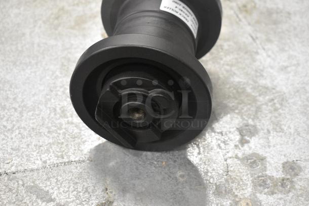 2 BRAND NEW SCRATCH AND DENT! KX040-4 Kubota Bottom roller track assy. 2 Times Your Bid! - Image 5 of 6