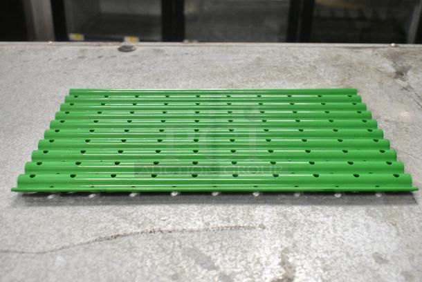 BRAND NEW SCRATCH AND DENT! Lot of 12 Green Sheets - Image 3 of 3