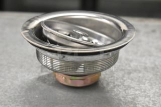 5 BRAND NEW SCRATCH AND DENT! Regency 600DB35 3 1/2" Basket Drain with Strainer - 1 1/2" IPS. 5 Times Your Bid!
