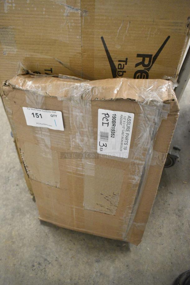 BRAND NEW SCRATCH AND DENT! Assure 190BR19352 19 1/2" x 3 1/2" Cast Iron Broiler Radiant - Image 1 of 2