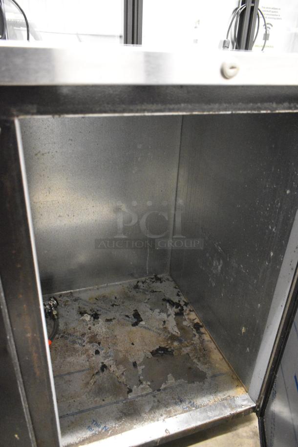 Beverage Air DD78HC-1-B Metal Commercial Direct Draw Kegerator w/ 2 Beer Towers. 115 Volts, 1 Phase. Tested and Working! - Image 6 of 10