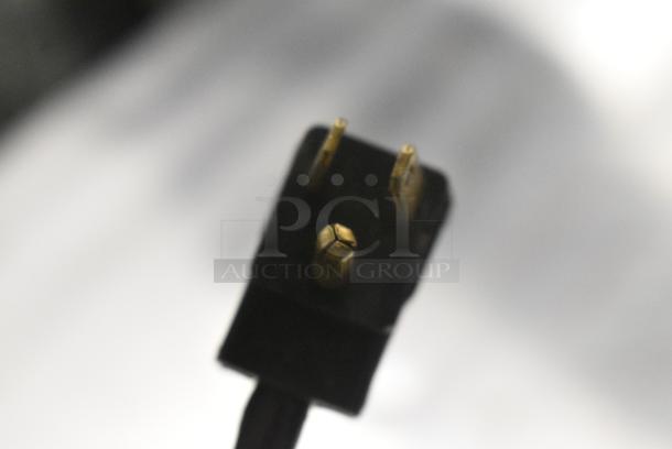 Beverage Air DD78HC-1-B Metal Commercial Direct Draw Kegerator w/ 2 Beer Towers. 115 Volts, 1 Phase. Tested and Working! - Image 9 of 10