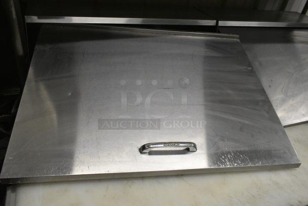 Turbo Air T-60SD Stainless Steel Commercial Sandwich Salad Prep Table Bain Marie w/ 2 Tier Over Shelf on Commercial Casters. 115 Volts, 1 Phase. Tested and Powers On But Does Not Get Cold - Image 7 of 10