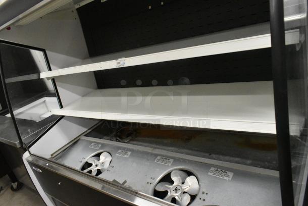 Federal RSSM560SC-3 Metal Commercial Open Grab N Go Merchandiser on Commercial Casters. 120/208-240 Volts, 1 Phase. - Image 3 of 7