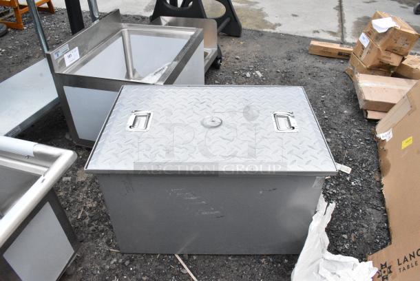 BRAND NEW SCRATCH AND DENT! Regency 600GT20 40 lb. 20 GPM Grease Trap with 3" Non-Threaded Connections - Image 3 of 5