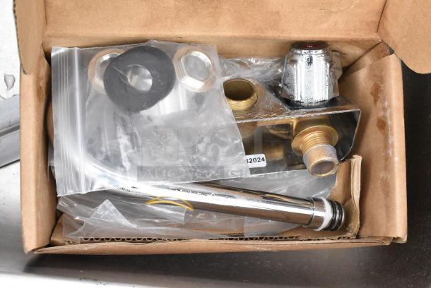 BRAND NEW SCRATCH AND DENT! Regency 600HS17SP 17" x 15" Wall-Mounted Hand Sink with Gooseneck Faucet and Side Splash - Image 3 of 7