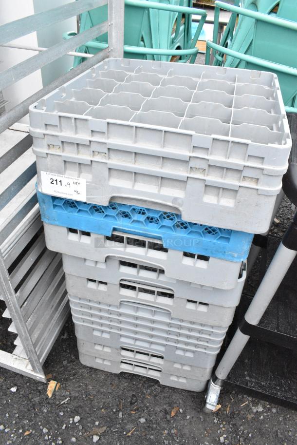 ALL ONE MONEY! Lot of 9 Poly Dish Caddies - Image 1 of 5