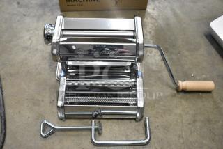 BRAND NEW SCRATCH AND DENT! Isiler 177-1 Pasta Machine.
