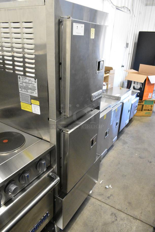 BRAND NEW SCRATCH AND DENT! 2024 Cleveland 24CGA10 Stainless Steel Commercial Natural Gas Powered SteamCraft Ultra Natural Gas 10 Pan Floor Steamer - 125,000 BTU - Image 12 of 12