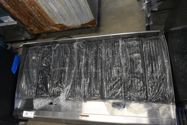 BRAND NEW SCRATCH AND DENT! Cooking Performance Group CPG CL-CPG-48-NL 48" Natural Gas Stainless Steel Commercial Countertop Lava Briquette Charbroiler. 120,000 BTU - Image 10 of 11