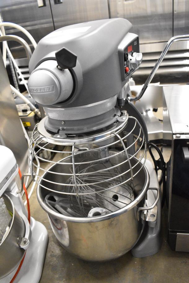 BRAND NEW SCRATCH AND DENT! Hobart Legacy HL200 Metal Commercial Countertop 20 Quart Planetary Dough Mixer w/ Stainless Steel Mixing Bowl, Bowl Guard, Whisk and Paddle Attachments. 100-120 Volts, 1 Phase. Tested and Working! - Image 2 of 15