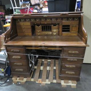 One Solid Oak Rolltop Desk With 33 Drawers. Small Crack See Pics. 61X36X51