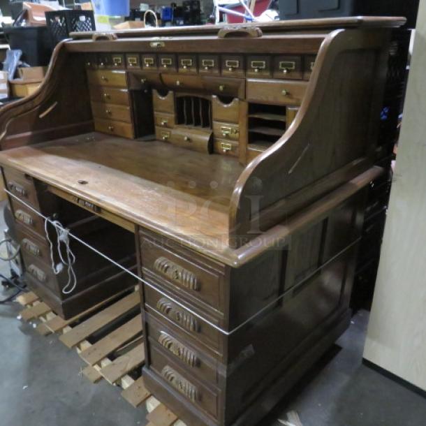 One Solid Oak Rolltop Desk With 33 Drawers. Small Crack See Pics. 61X36X51 - Image 3 of 6
