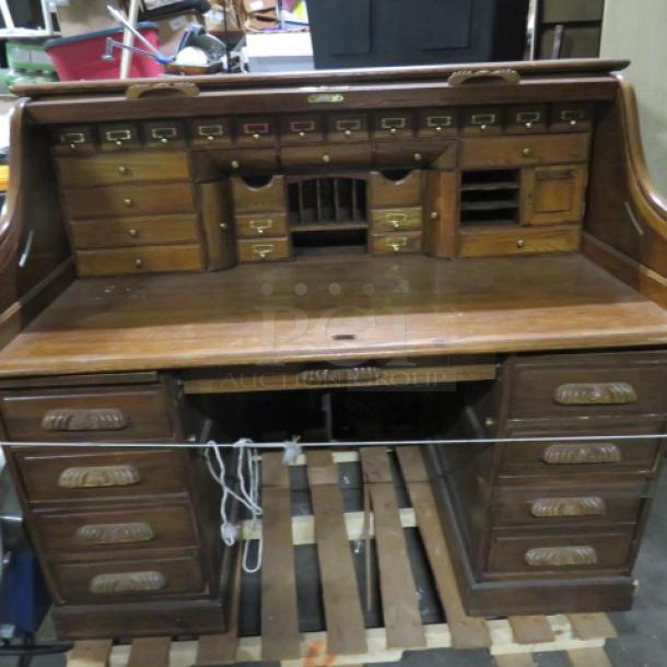 One Solid Oak Rolltop Desk With 33 Drawers. Small Crack See Pics. 61X36X51 - Image 6 of 6