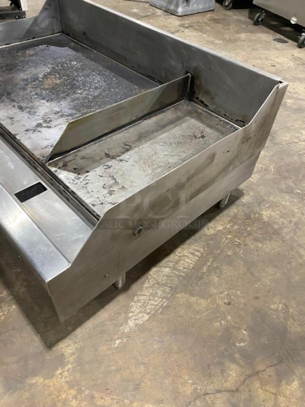 WoodStone Commercial Stainless Steel Natural Gas Powered Countertop Flat Plancha Griddle! With Back & Side Splash! Model: WS-PL-4836-4-CT SN: GP1B16OCT1807222! 120V 1 Phase! On Legs! - Image 3 of 8
