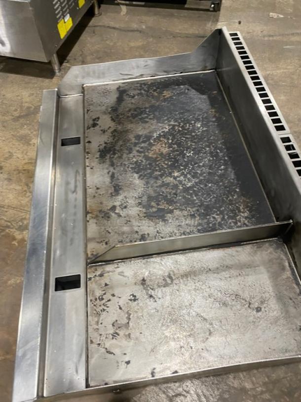 WoodStone Commercial Stainless Steel Natural Gas Powered Countertop Flat Plancha Griddle! With Back & Side Splash! Model: WS-PL-4836-4-CT SN: GP1B16OCT1807222! 120V 1 Phase! On Legs! - Image 5 of 8