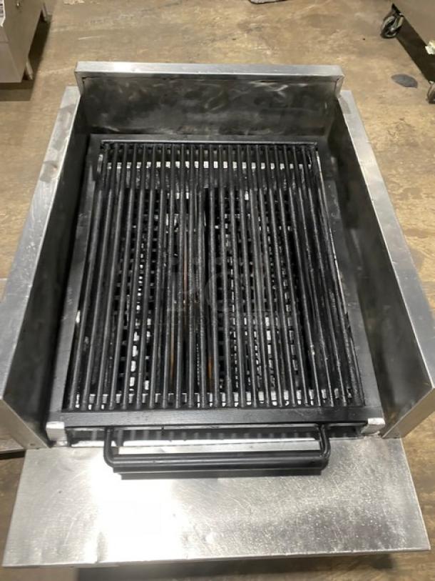 MagiKitch'n Magi Glow Series Commercial Stainless Steel Natural Gas Powered Countertop Raised Char Broiler! With Built In Cheese Melter/Finishing Oven! With Back & Side Splash! With Pan Rail! Model: SMB24 SN: S9400358! - Image 5 of 8