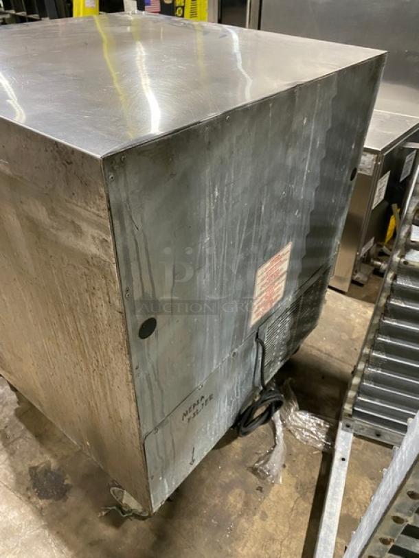 Silver King Commercial Stainless Steel Solid Single Door Undercounter Refrigerator! With Poly Coated Wire Rack! Model: SKR27A SN: SBCI140136A! 115V! On Casters! - Image 3 of 7