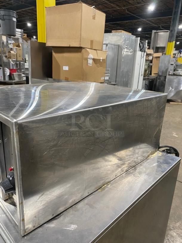 Wells Commercial Stainless Steel Electric Powered Narrow Countertop Single Warming Drawer! Model: RWN1 SN: DWN11221A0006! 120V! - Image 3 of 8